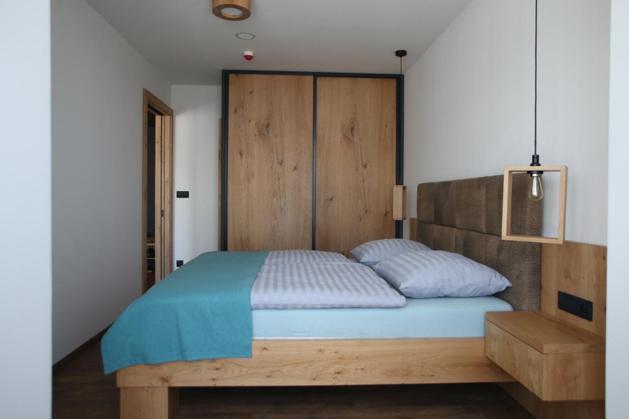 Apartman 405 Hotel Ovruc Strbske Pleso Bagian luar foto